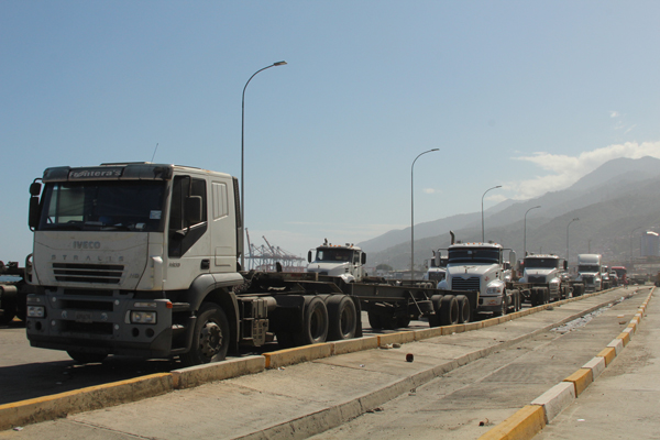 Gandoleros solicitarán a Bolipuertos pagar como usuarios