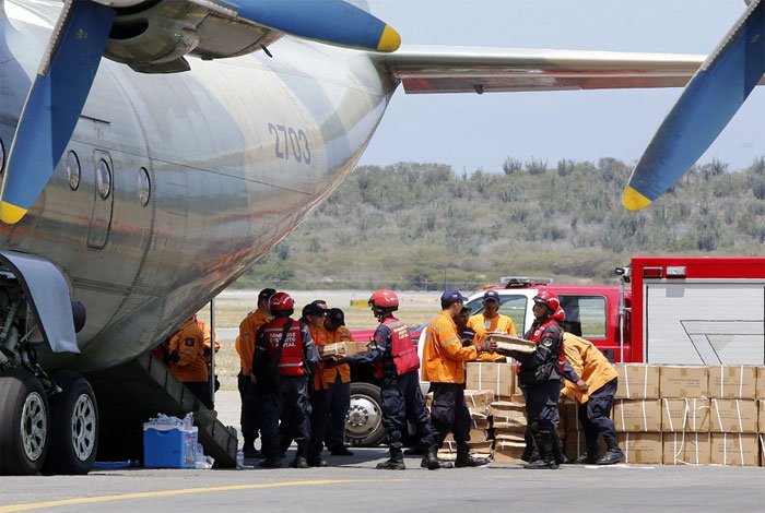 Venezuela envía dos aviones con alimentos y medicinas a Perú