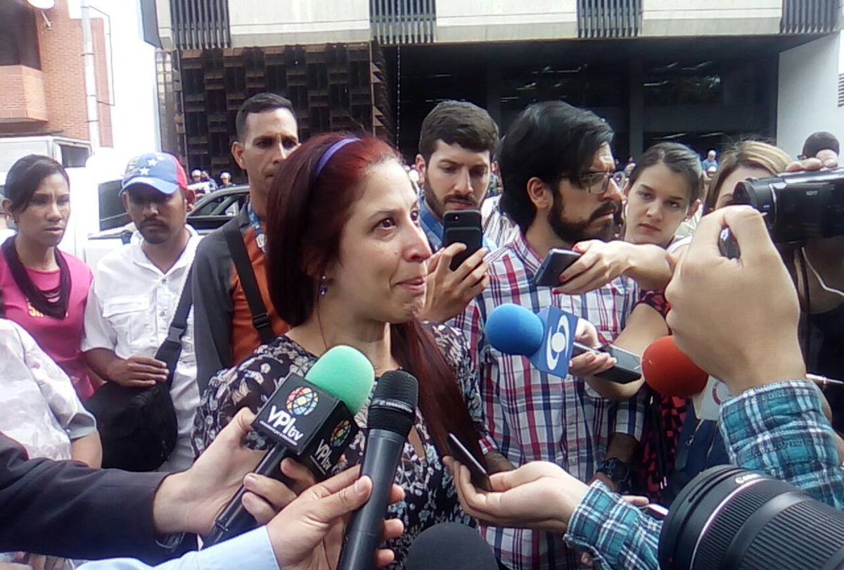 Ministerio Público ordenó investigar agresión contra la periodista Elyangélica González