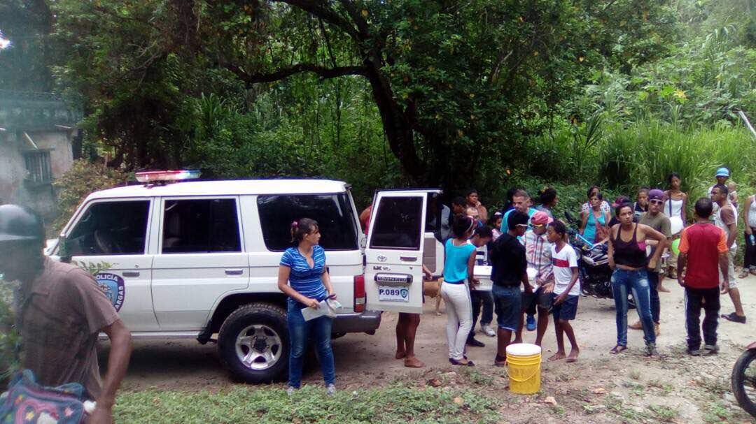 Gobernación y Secretaría cubren gasto de sepelio de niño caído en Tanaguarenas