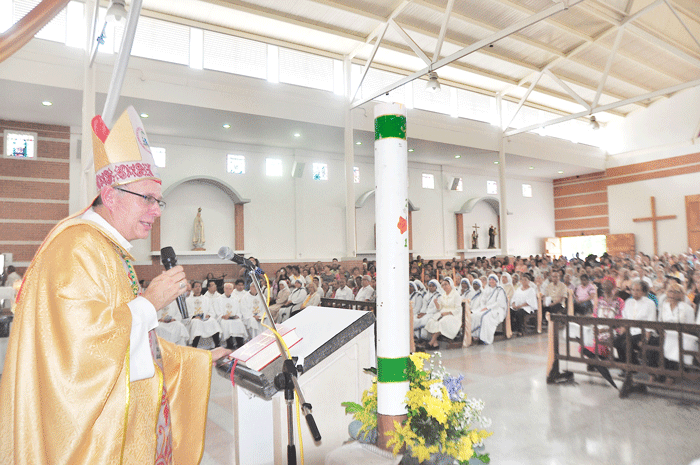 Monseñor Raúl Biord consagró la Iglesia Nuestra Señora del Carmen