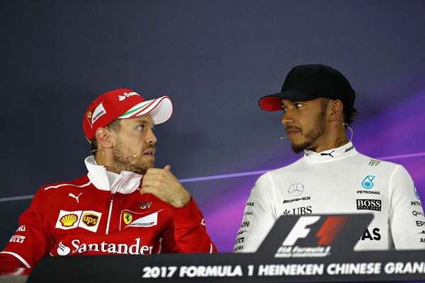 Sube de nivel la rivalidad entre Hamilton y Vettel