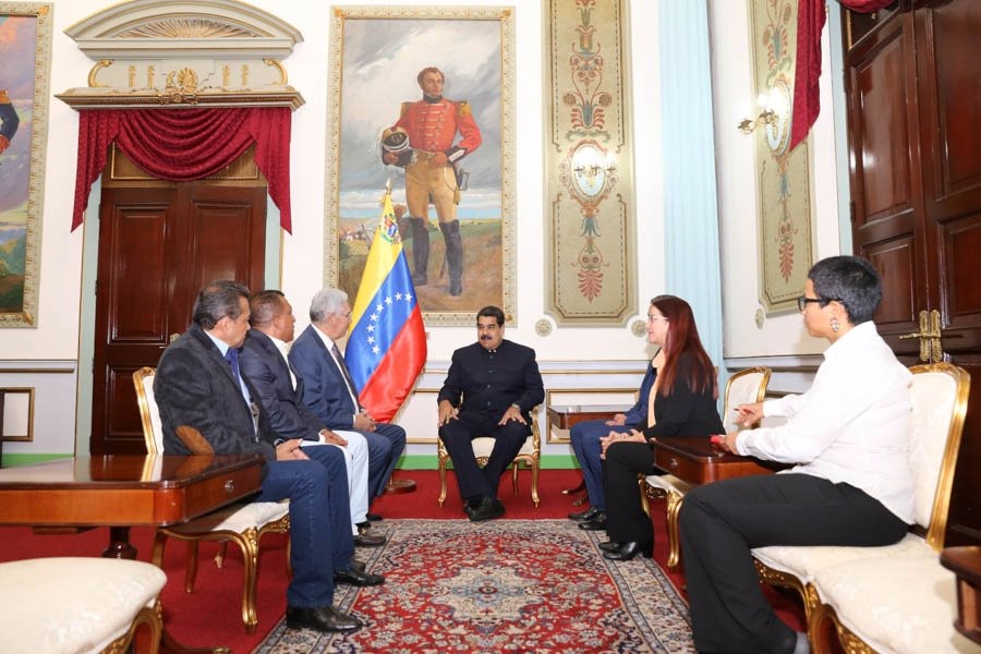 Maduro se reunió con gobernadores opositores