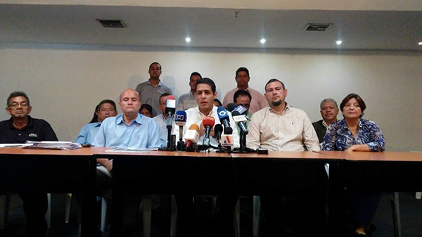 Olivares impugnará resultados de las elecciones en Vargas