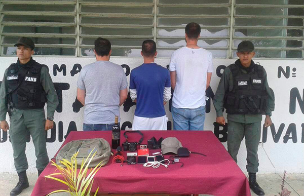 Periodistas detenidos en Tocorón serán imputados por ingresar equipos sin autorización