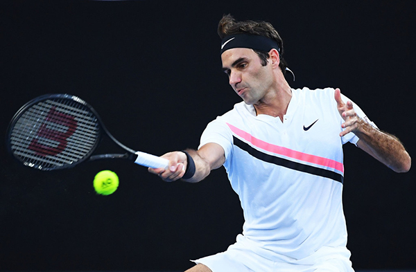 Federer sigue su marcha triunfal en Australia