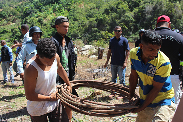 6 detenidos por hurto de casi dos toneladas de guayas de cobre en Naiguatá