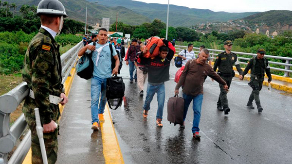 Acnur pide a países acoger a venezolanos y otorgarles protección