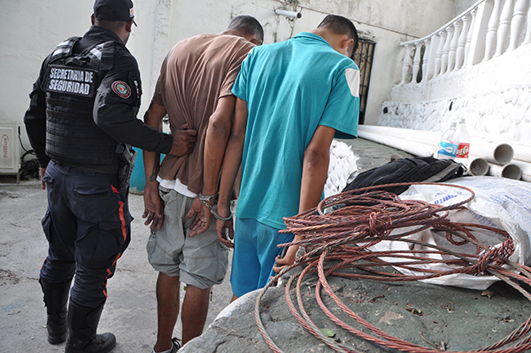 Apresan a banda de “Los Núñez”  por hurtar cables en La Guaira