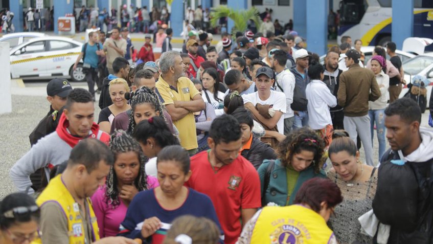 Perú declara emergencia sanitaria por llegada de venezolanos