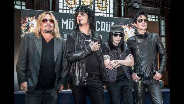 Mötley Crüe regresa en 2020