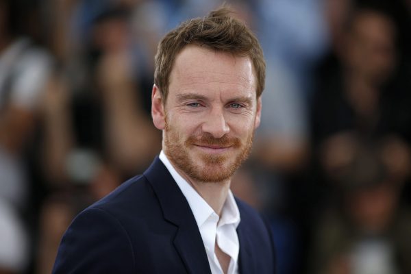 Michael Fassbender se convierte en entrenador de fútbol