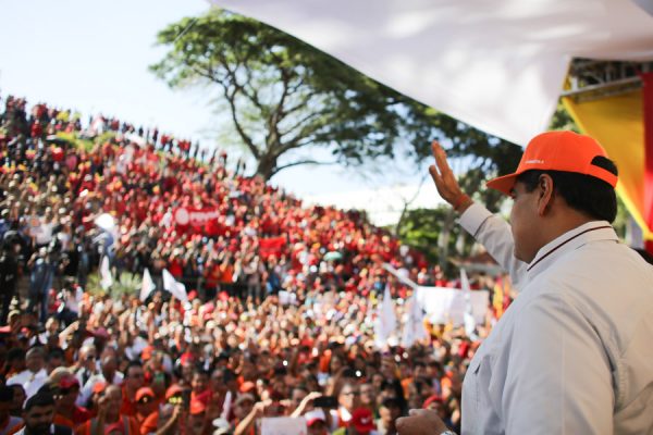 Maduro ordena demandar a EEUU por sanciones contra Conviasa