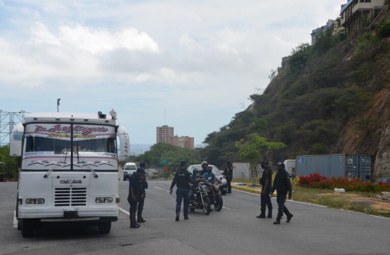 Puntos de control en la Caracas-Litoral generan retrasos y estrés