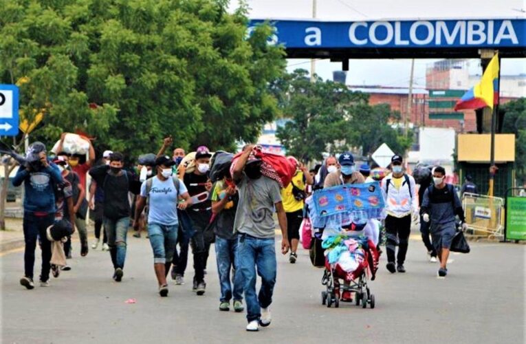 El Covid ha obligado a volver a más de 50 mil venezolanos