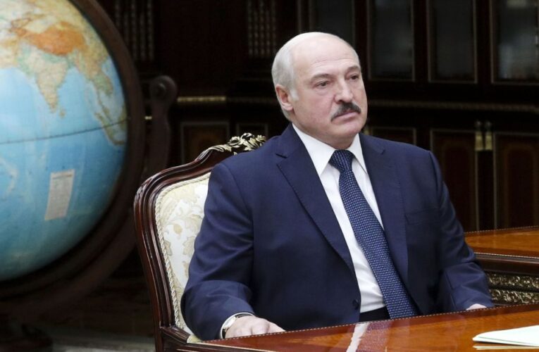 Lukashenko dispuesto a compartir el poder y modificar Constitución