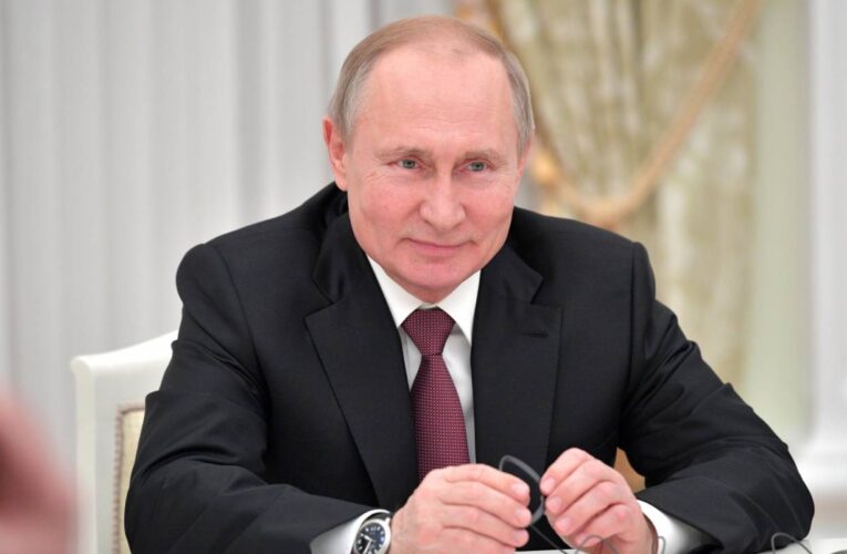 Putin felicitó a Petro por su victoria en las elecciones