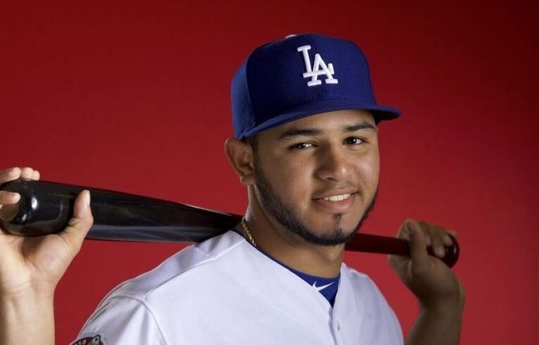 Keibert Ruiz ascendido por Dodgers