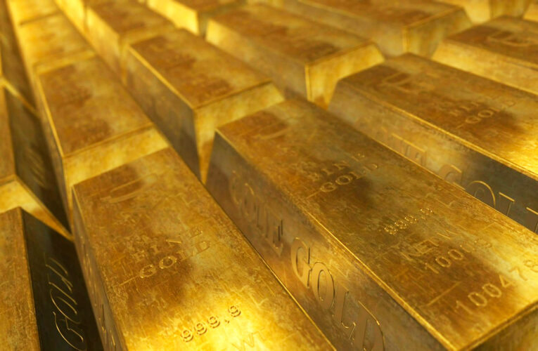 Onza de oro superó por primera vez los 2.000 dólares