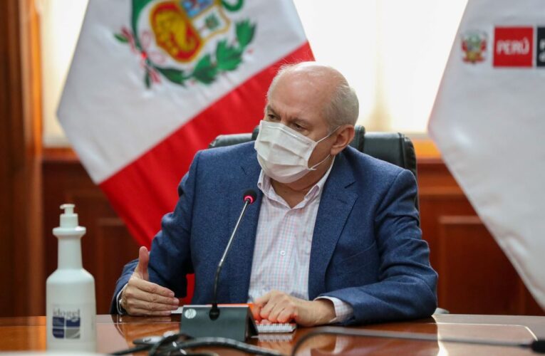 Perú revisará 27 mil muertes “en el contexto de la pandemia”