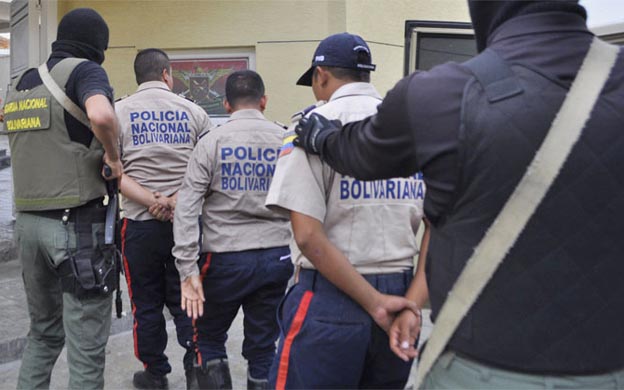 Cuatro PNB detenidos por extorsión y secuestro
