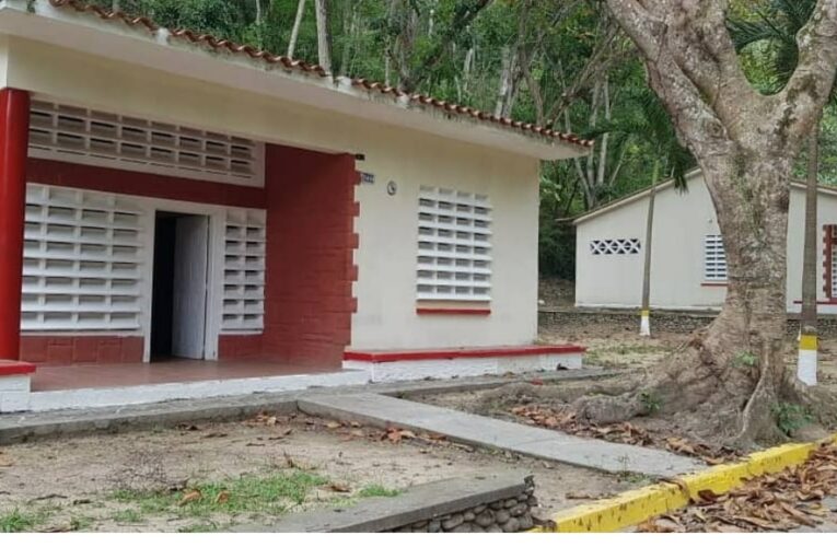 Continúan remodelando Centro de Aislamiento Los Caracas
