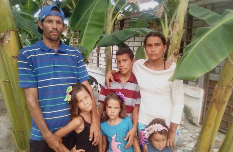 Jefe Civil de Caruao retira apoyo de alimentos a  familia con 4 niños