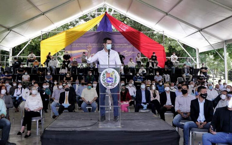 Guaidó presentó pacto unitario nacional