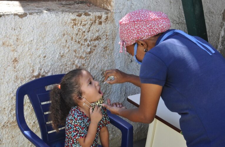 Reanudan jornada de vacunación en el ambulatorio Omar Zambrano