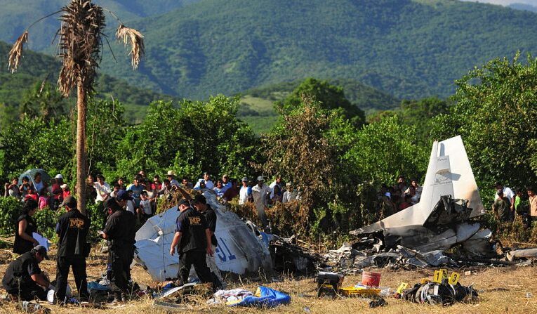 Se estrella en Guatemala avión que salió de Venezuela con droga