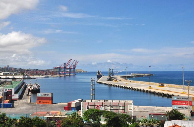 Solo 5% de los agentes aduaneros siguen operativos en La Guaira