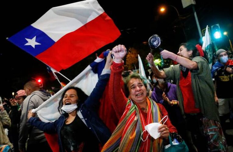 UE felicita a Chile tras el plebiscito