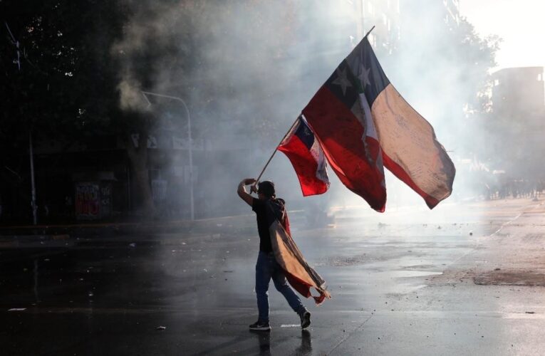 36 detenidos dejan protestas en Chile
