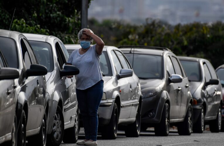 Julio Castro relaciona disminución de casos con escasez de gasolina