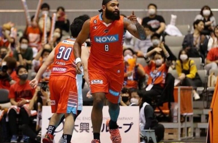 Echenique rendidor en el baloncesto japonés