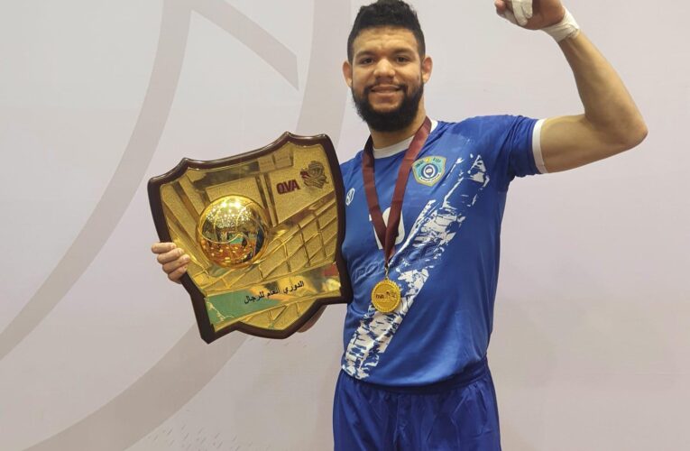 Guaireño Wilner Rivas se titula en voleibol de Catar