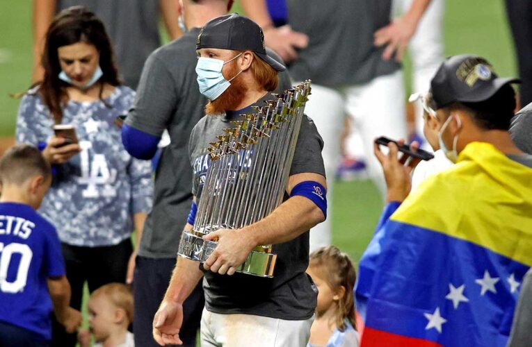 Turner jugó y celebró el título de la Serie Mundial con Covid