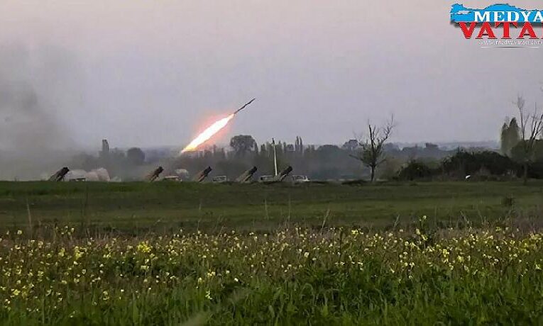 Azerbaiyán lanza misiles contra Armenia