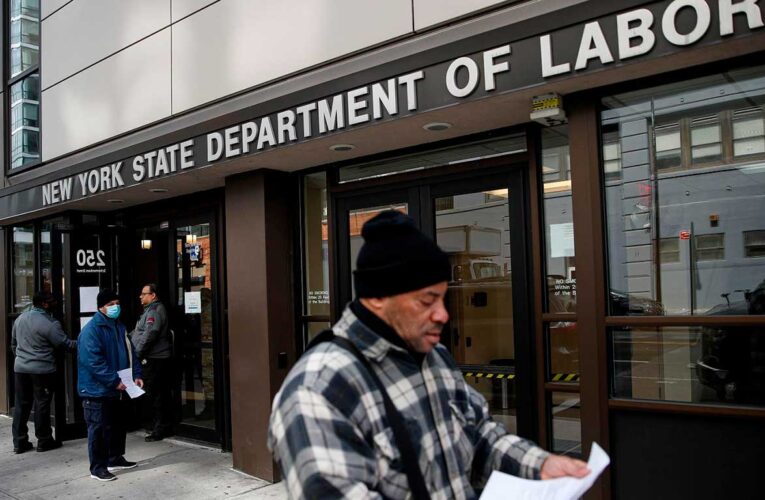 Otros 840.000 estadounidenses solicitaron beneficios por desempleo