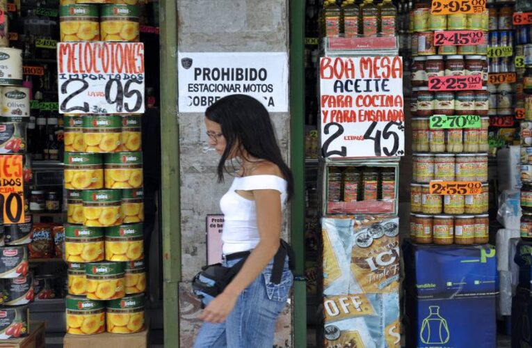 Jesús Casique: La inflación va a cerrar superior al 3.000% en el 2020