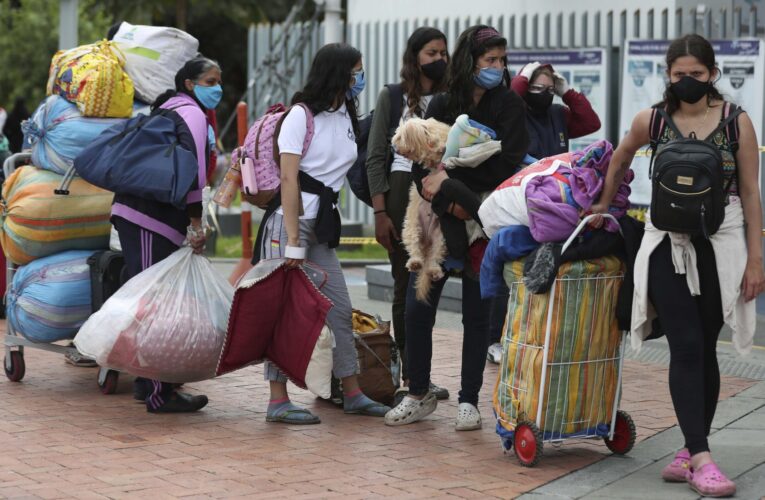 Venezolanos siguen emigrando pese a la pandemia