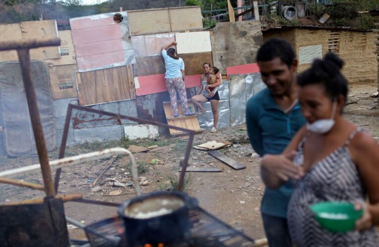 En 7 de cada 10 hogares venezolanos falta comida
