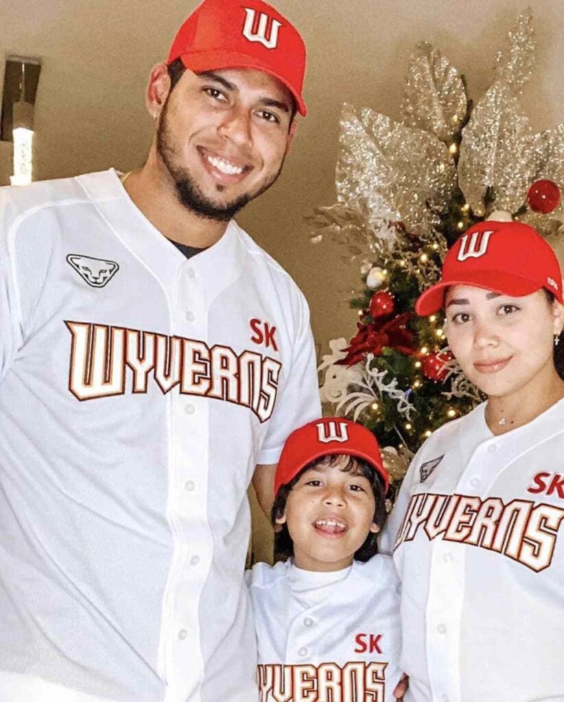 Los Azulejos de Toronto presentaron su nuevo uniforme para el 2020