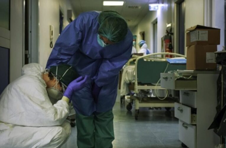 254 trabajadores de la salud han muerto en el país