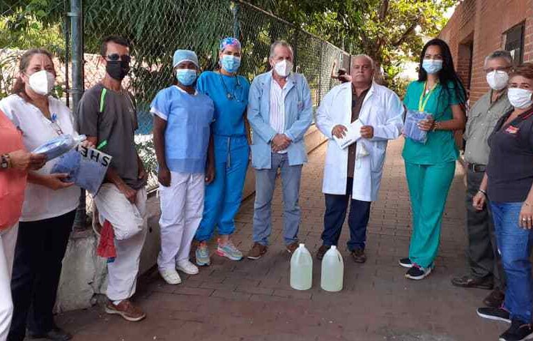 Médicos Unidos de Venezuela donó equipos de protección en Caraballeda