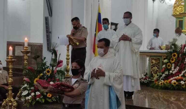 La devoción se desbordó en la misa de la Chiquinquirá