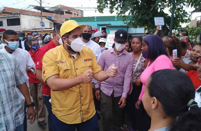 Maduro Guerra: Vamos a levantar La Guaira