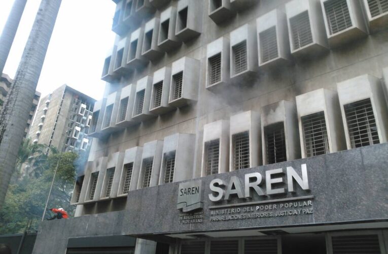 Incendio en las oficinas del Saren