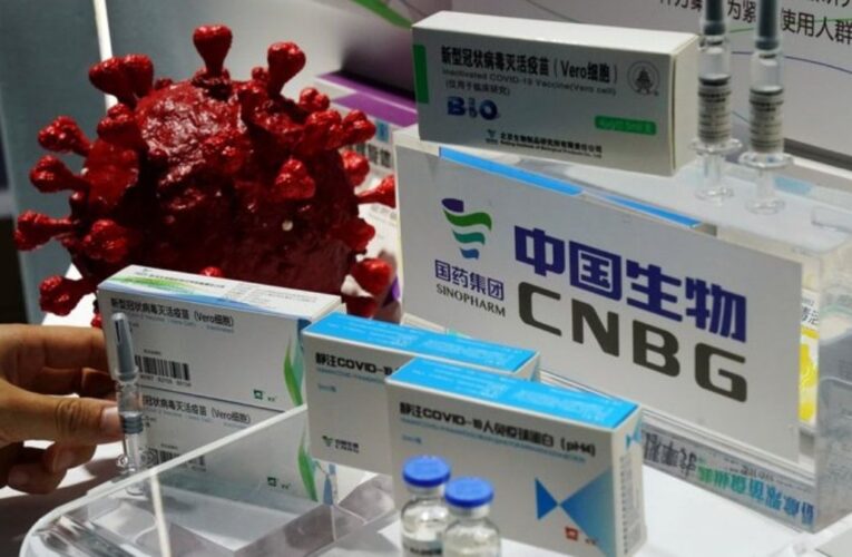 Emiratos autoriza vacuna china de Sinopharm