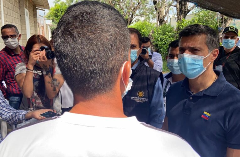 Leopoldo López se reúne en Cúcuta con migrantes venezolanos